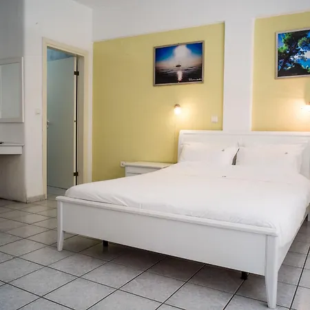 Dryades 3* Siviri