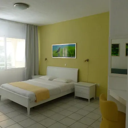 Hotel Dryades Siviri