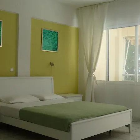 Dryades Szálloda 3*