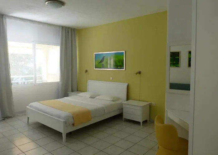 Szálloda Dryades Szíviri