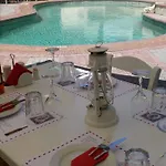 Dryades Hotel 3*