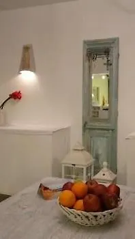 Dryades מלון סיווירי