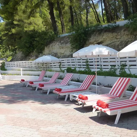 Dryades 3* Сиври