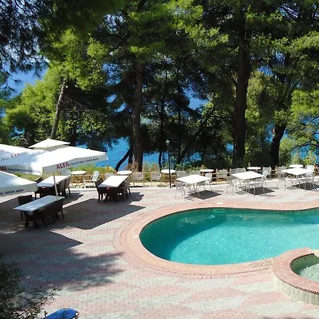 Dryades Hotel Siviri