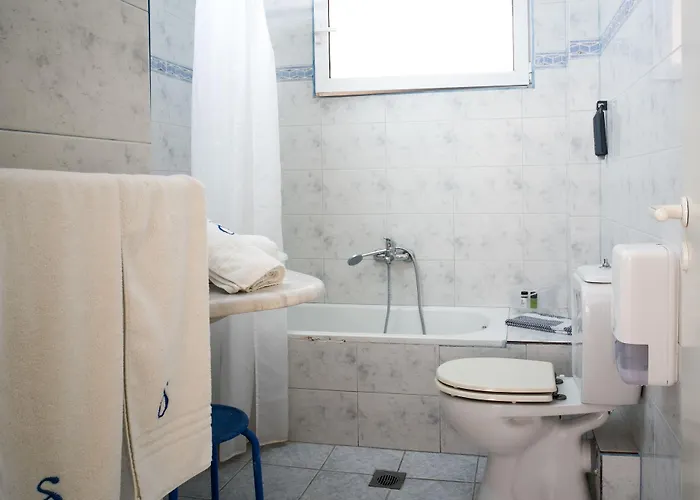 Dryades Hotel Siviri